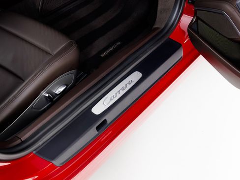 Used 2019 Porsche 911 Carrera image 33