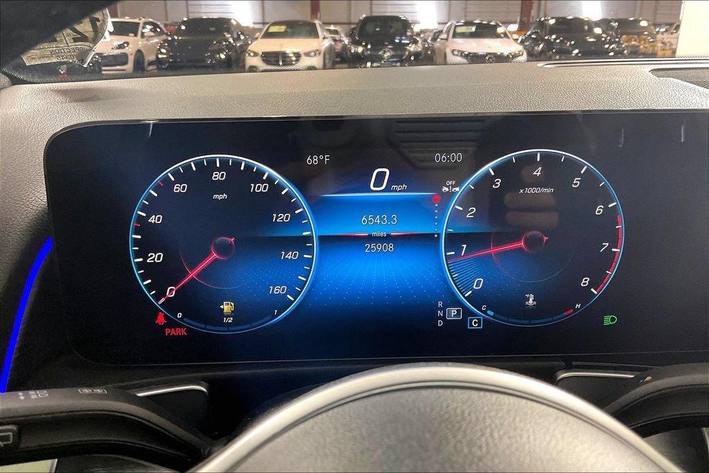 Used 2023 Mercedes-Benz GLB 250 4MATIC image 20