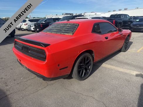 Used 2023 Dodge Challenger SXT w/ Blacktop Package image 5