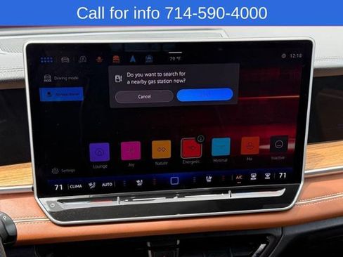 Used 2025 Volkswagen Tiguan SEL R-Line AWD/4WD image 18