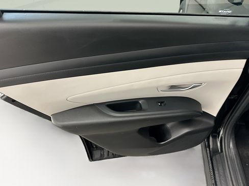 Used 2025 Hyundai Tucson SEL image 27