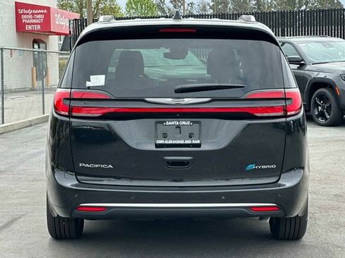 New 2023 Chrysler Pacifica Pinnacle image 5