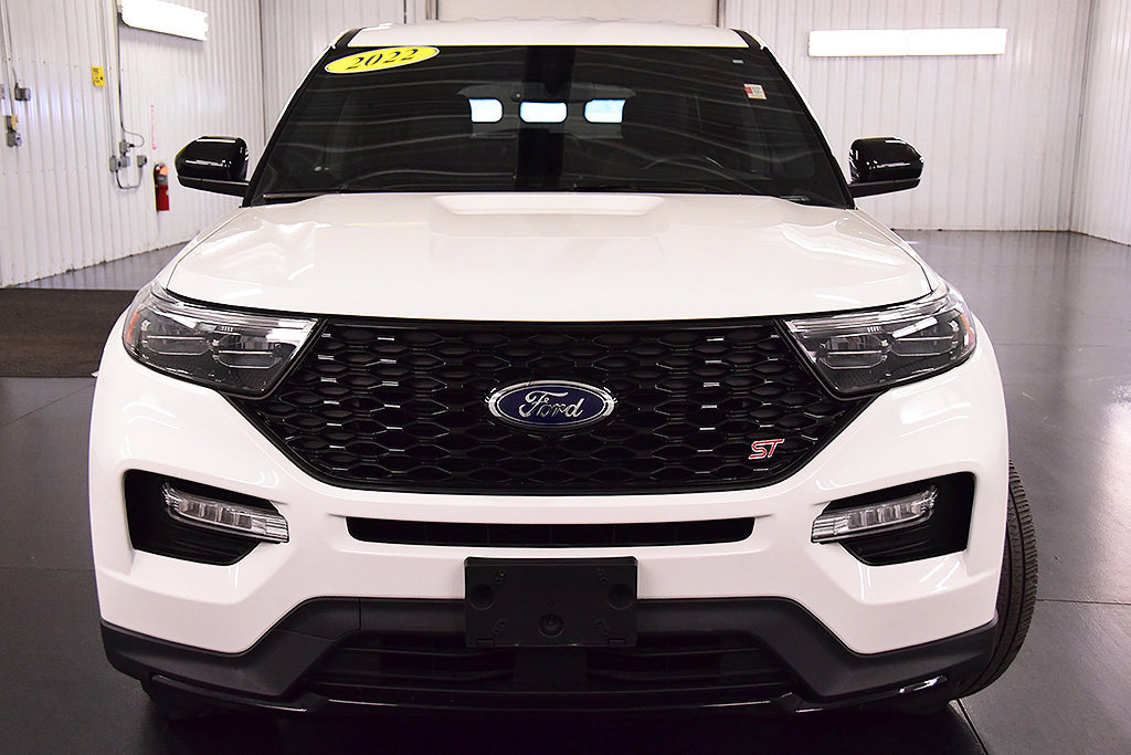 Used 2022 Ford Explorer ST w/ ST High-Performance Pack AWD/4WD image 2