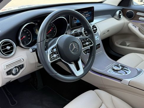 Used 2019 Mercedes-Benz C 300 Sedan image 21