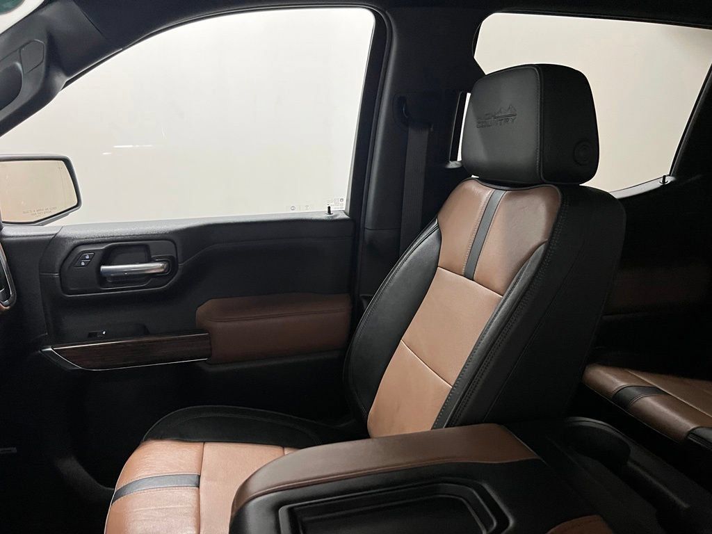 Used 2021 Chevrolet Silverado 1500 High Country w/ Safety Package II AWD/4WD image 33