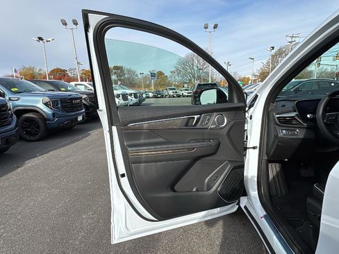 New 2026 Buick Enclave Avenir w/ Super Cruise Package image 12