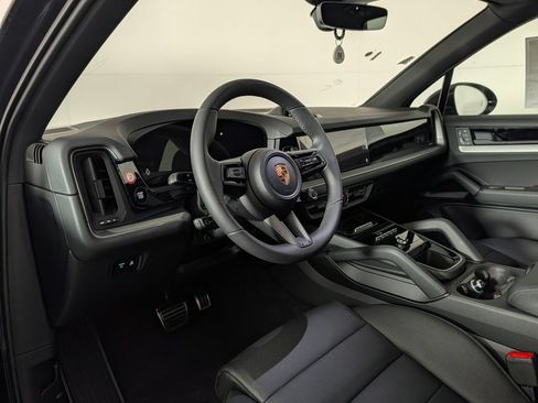 New 2026 Porsche Cayenne S AWD/4WD image 4