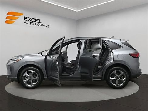 Used 2024 Ford Escape ST-Line image 52