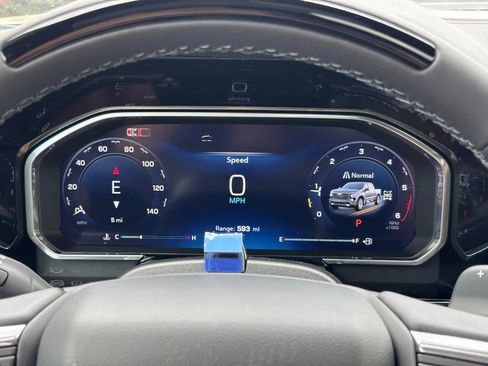 New 2026 Chevrolet Silverado 1500 High Country AWD/4WD image 15