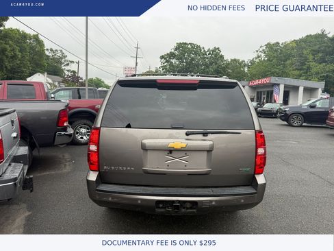 Used 2011 Chevrolet Suburban LT w/ Luxury Package AWD/4WD image 8