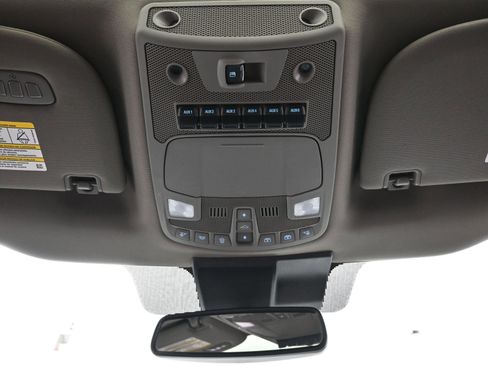 Used 2021 Ford F250 Lariat w/ Tremor Off-Road Package image 28