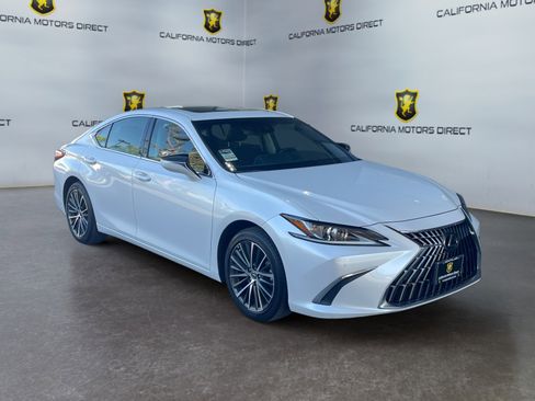 Used 2023 Lexus ES 350 w/ Premium Package image 7