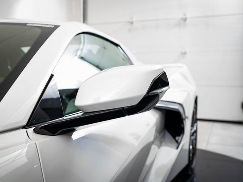 Used 2023 Chevrolet Corvette Stingray Premium Conv w/ Z51 Performance Package image 16