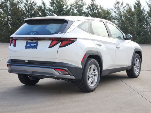 New 2026 Hyundai Tucson SE image 4