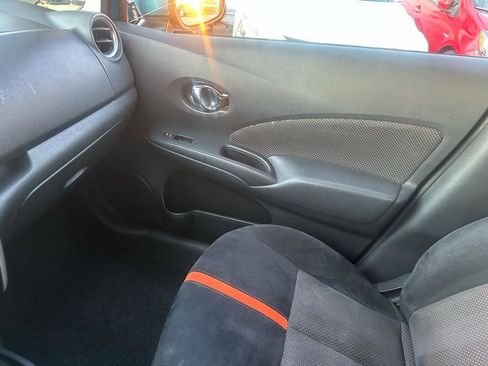 Used 2015 Nissan Versa Note SR w/ Chrome Package image 19