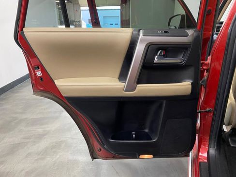 Used 2016 Toyota 4Runner Limited image 44