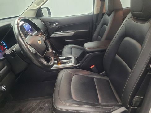 Used 2019 Chevrolet Colorado LT w/ Redline Special Edition image 17