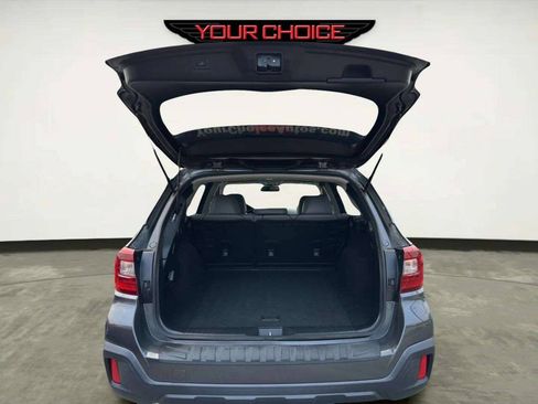 Used 2018 Subaru Outback 2.5i Limited AWD/4WD image 10