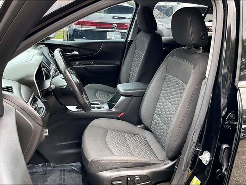 Used 2020 Chevrolet Equinox LT image 8