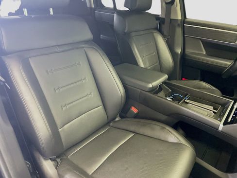 Used 2024 Hyundai Santa Fe Limited image 21