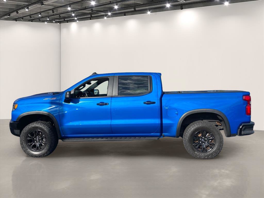 Used 2022 Chevrolet Silverado 1500 ZR2 w/ Technology Package AWD/4WD image 4