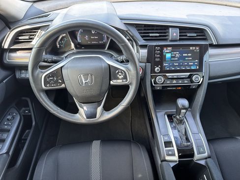 Used 2019 Honda Civic EX image 18