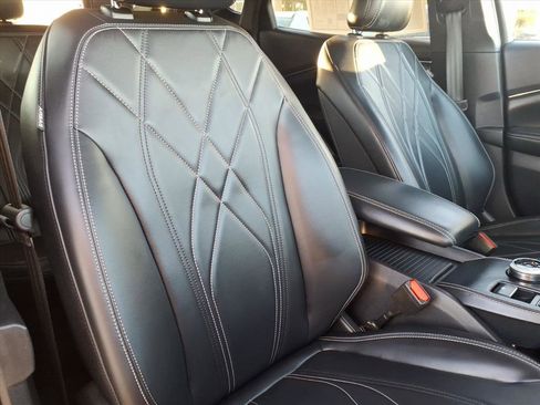 Used 2023 Ford Mustang Mach-E Select image 12