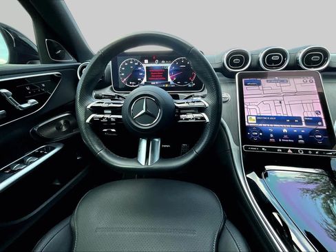 Used 2024 Mercedes-Benz C 300 Sedan image 6