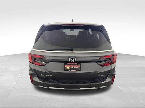 Used 2025 Honda Odyssey Elite image 6