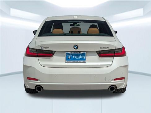 Used 2023 BMW 330i Sedan w/ Premium Package RWD image 4