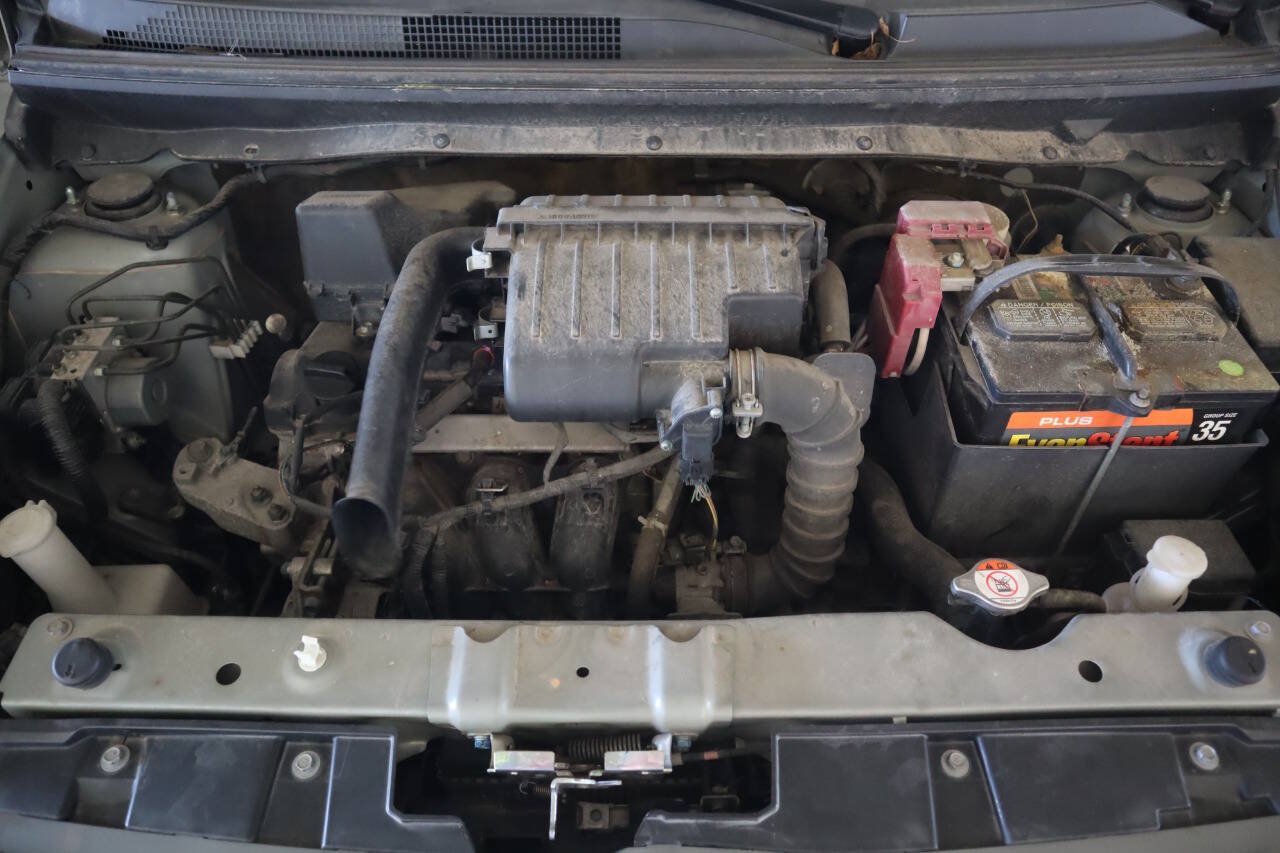 Used 2015 Mitsubishi Mirage DE FWD image 29