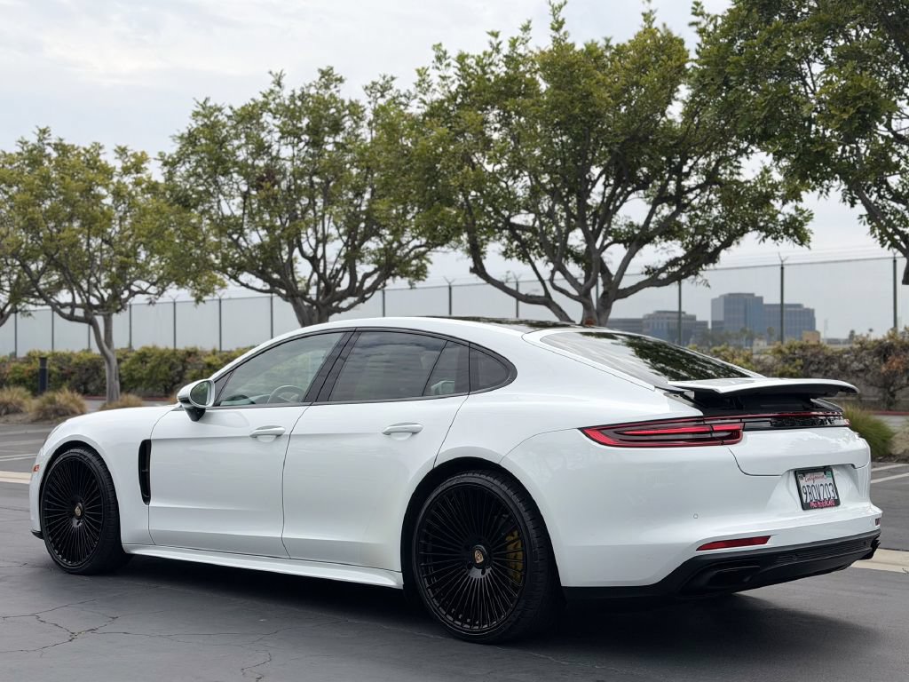 Used 2018 Porsche Panamera 4 AWD/4WD image 8
