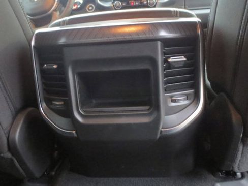 Used 2025 RAM 1500 Big Horn AWD/4WD image 34