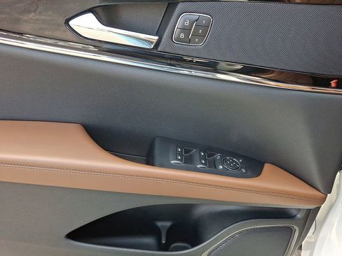 Certified 2022 Lincoln Nautilus Reserve image 12