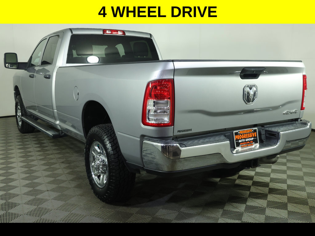 Used 2023 RAM 2500 Tradesman w/ Chrome Appearance Group AWD/4WD image 4