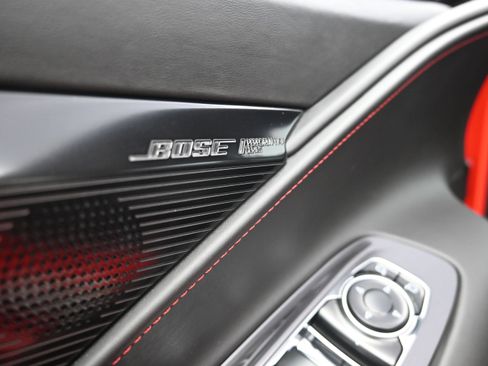 Used 2024 Chevrolet Corvette Stingray Premium Conv w/ Z51 Performance Package RWD image 11