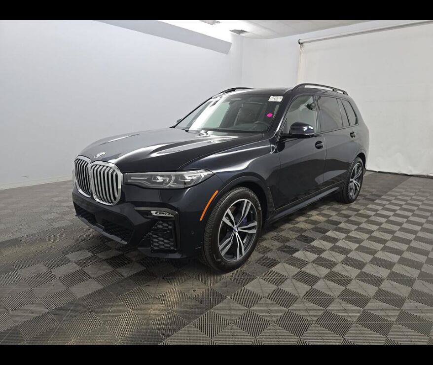 Used 2021 BMW X7 xDrive40i w/ M Sport Package AWD/4WD image 2