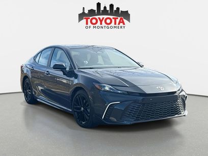 Used 2025 Toyota Camry SE