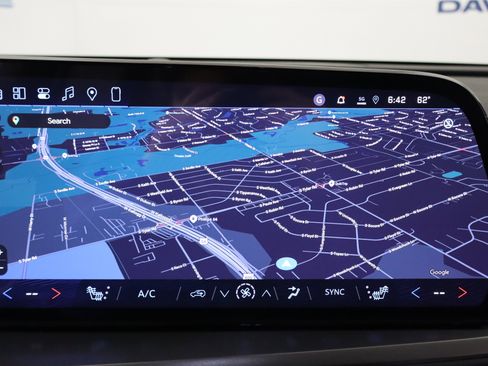 New 2026 Chevrolet Traverse LT w/ Sun and Wheel Package image 25