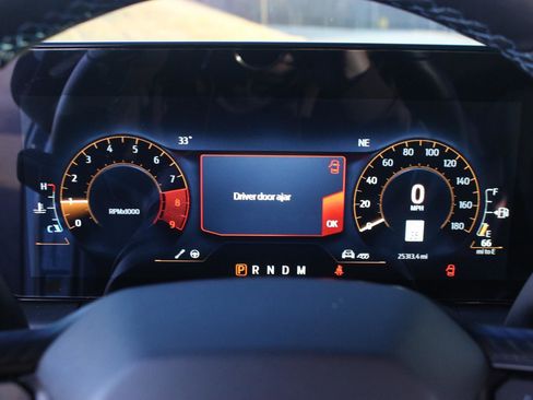 Used 2024 Ford Mustang Dark Horse image 22