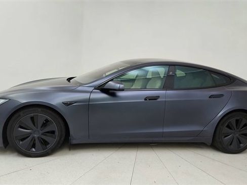 Used 2024 Tesla Model S Base image 3