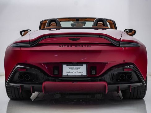 Used 2023 Aston Martin V8 Vantage Roadster RWD image 9