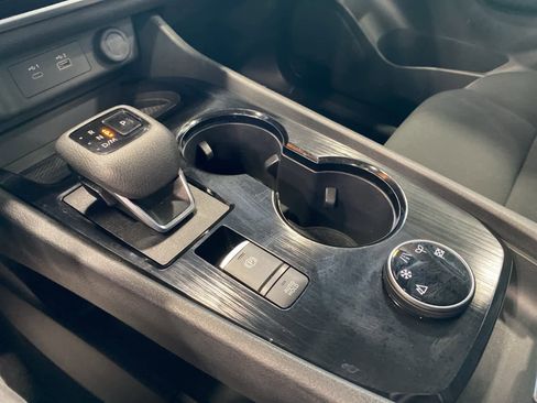 Used 2023 Nissan Rogue S image 24