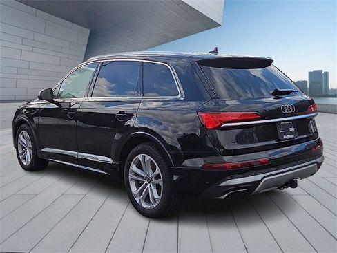 Certified 2025 Audi Q7 3.0T Premium Plus w/ Premium Plus Package image 4