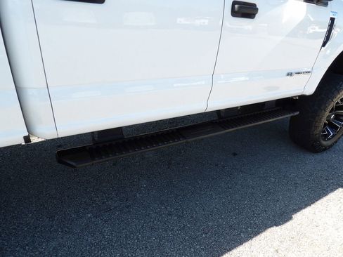 Used 2022 Ford F250 XLT w/ FX4 Off-Road Package AWD/4WD image 53