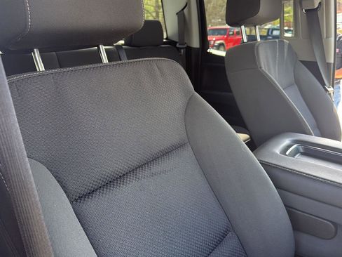 Used 2018 Chevrolet Silverado 1500 LT w/ All Star Edition image 36