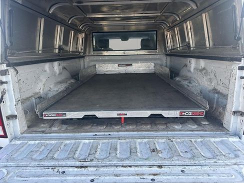 Used 2016 Ford F250 XL w/ XL Appearance Package AWD/4WD image 11