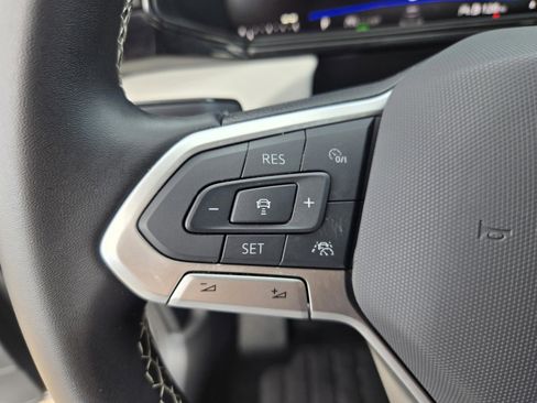 Used 2025 Volkswagen Taos S image 12