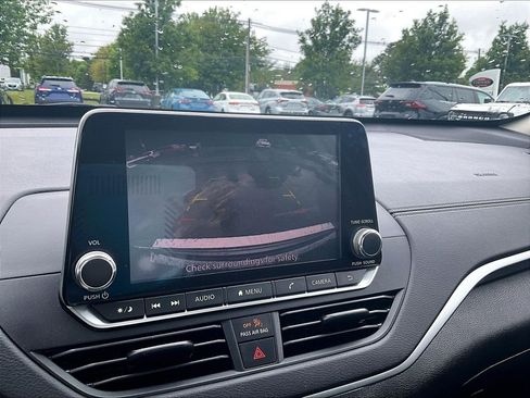 Used 2019 Nissan Altima 2.5 SV AWD/4WD image 19