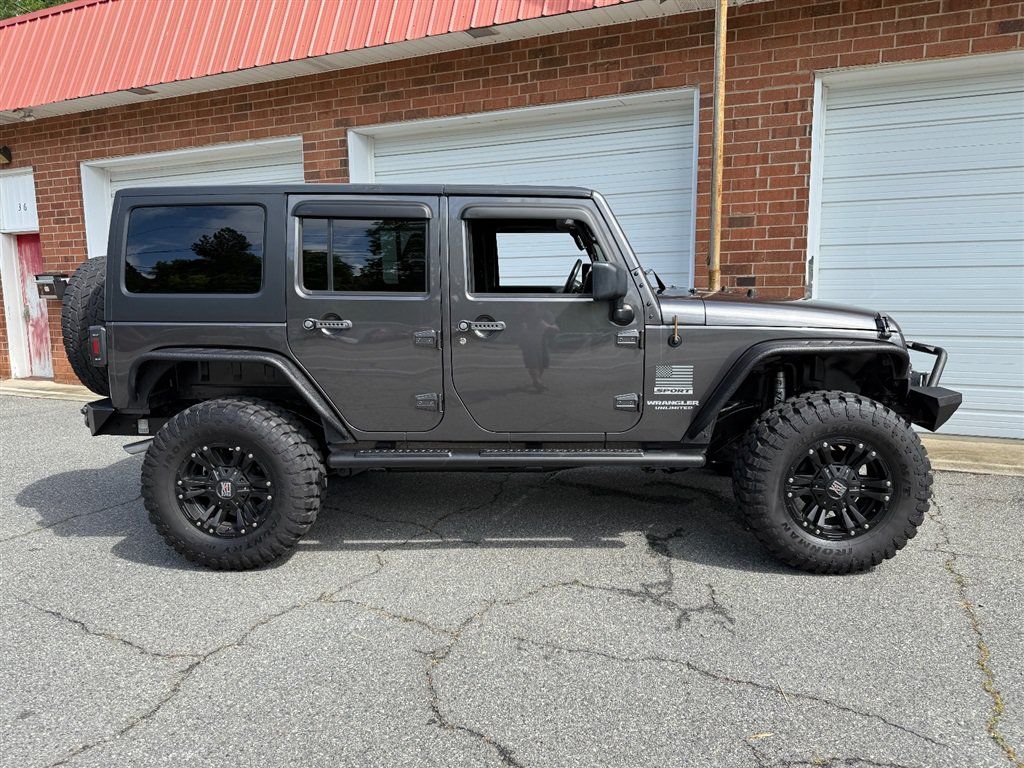 Used 2017 Jeep Wrangler Unlimited Sport w/ Quick Order Package 24S AWD/4WD image 32